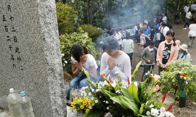 Vụ tai nạn máy bay thảm khốc khiến hơn 500 người tử nạn ở Nhật Bản và cái cúi đầu xin lỗi của vợ cơ trưởng - Ảnh 1.