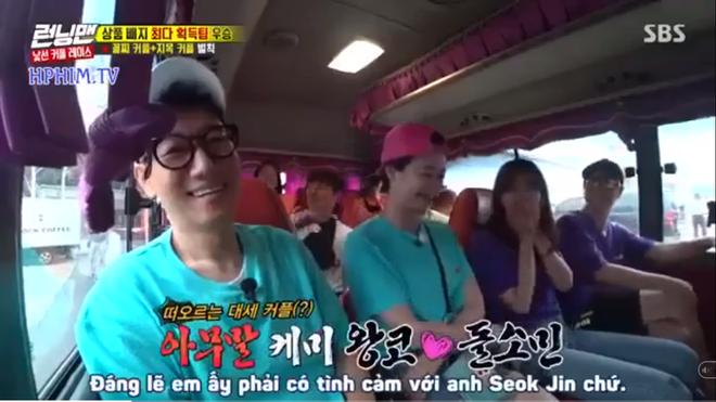 Running Man g&acirc;y tranh c&atilde;i khi tự nhi&ecirc;n biến th&agrave;nh... show mai mối cho Jeon So Min - Ảnh 2.