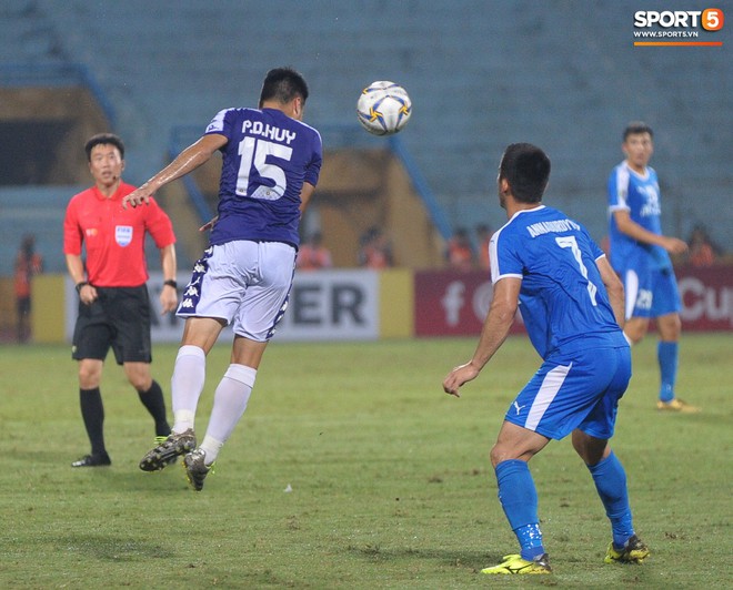 Ho&agrave;ng tử Ả-rập Đức Huy trở lại mạnh mẽ sau chấn thương, c&ugrave;ng H&agrave; Nội FC viết tiếp lịch sử ở AFC Cup  - Ảnh 5.