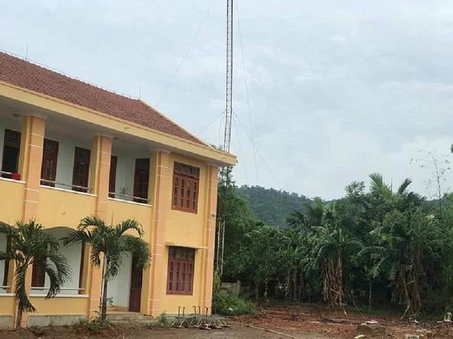 G&atilde;y cột ăngten, 2 nh&acirc;n vi&ecirc;n đ&agrave;i ph&aacute;t thanh-truyền h&igrave;nh tử vong - Ảnh 1.