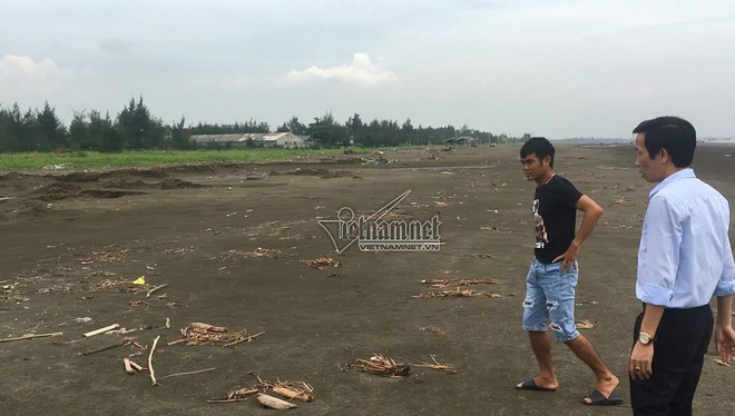 T&agrave;i xế taxi Mai Linh g&acirc;y tai nạn, chở b&eacute; g&aacute;i 11 tuổi xuống biển l&uacute;c tối muộn - Ảnh 3.