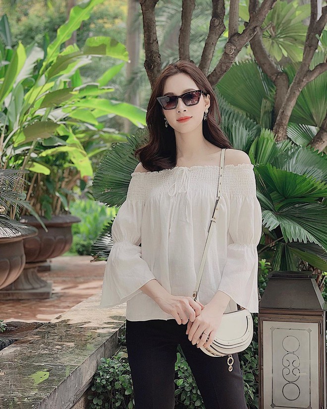 Hoa hậu Thu Thảo đích thị là tín đồ của áo blouse và bạn sẽ không phải hối hận nếu học cô sắm 5 kiểu sau - Ảnh 16.