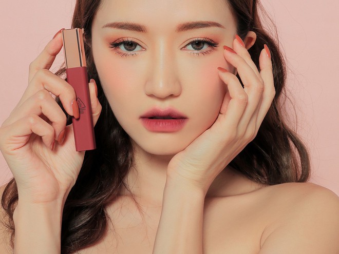 Son mới của 3CE - Cloud Lip Tint: tưởng không đẹp mà đẹp không tưởng, vỏ son xịn sò, giá chưa đến 300k - Ảnh 13.