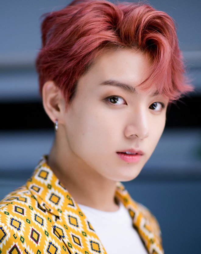 Lý do Lisa và Jungkook được gọi là bộ đôi em út vàng quyền lực của Kpop: Tài sắc vẹn toàn, khí chất ngút trời trên sân khấu - Ảnh 6.