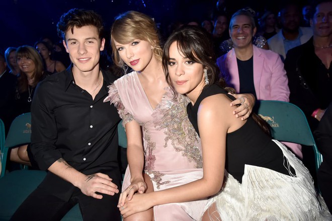 Lộ vị trí chỗ ngồi VMAs 2019: Taylor Swift thoát kiếp “bóng đèn” cho đôi Shawn – Camila, toại nguyện tình yêu với Cardi B - Ảnh 4.