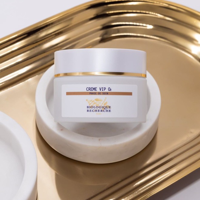 Mỹ phẩm đắt d&ugrave;ng sướng thật nhưng khi biết đến những bản dupe rẻ hơn cả chục lần, hẳn bạn sẽ muốn nghĩ lại - Ảnh 10.