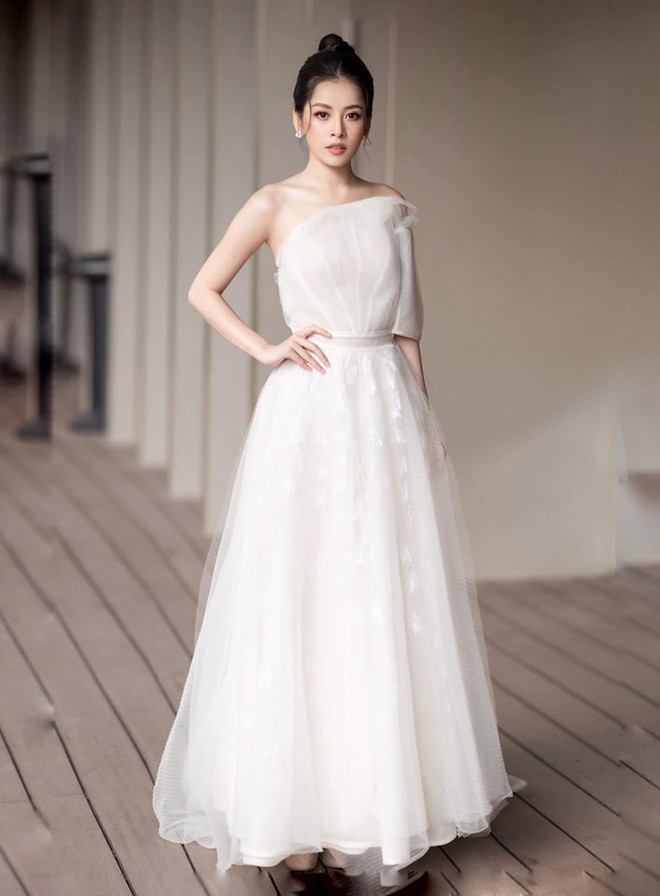 Midu đụng Chi Pu: Quả đau đầu nhức &oacute;c nếu phải ph&acirc;n định xem ai mới l&agrave; người mặc đẹp hơn - Ảnh 5.