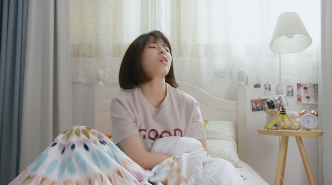 Ớn lạnh v&igrave; &aacute;p lực thi cử của giới trẻ H&agrave;n trong web drama In Seoul: Kh&ocirc;ng biết ngủ l&uacute;c n&agrave;o hả? Vừa thiền vừa ngủ! - Ảnh 1.