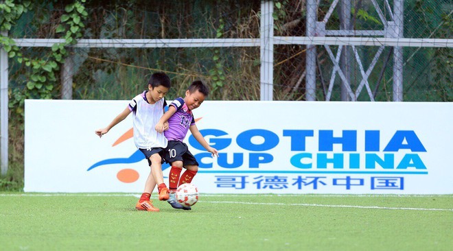 Trợ lý HLV Park Hang-seo đưa đội bóng nhí Việt Nam dự giải bóng đá trẻ lớn nhất thế giới - Ảnh 2.