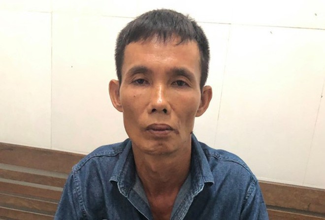 Giả l&agrave;m xe &ocirc;m chở người phụ nữ ra c&aacute;nh đồng hiếp d&acirc;m rồi cướp điện thoại - Ảnh 1.