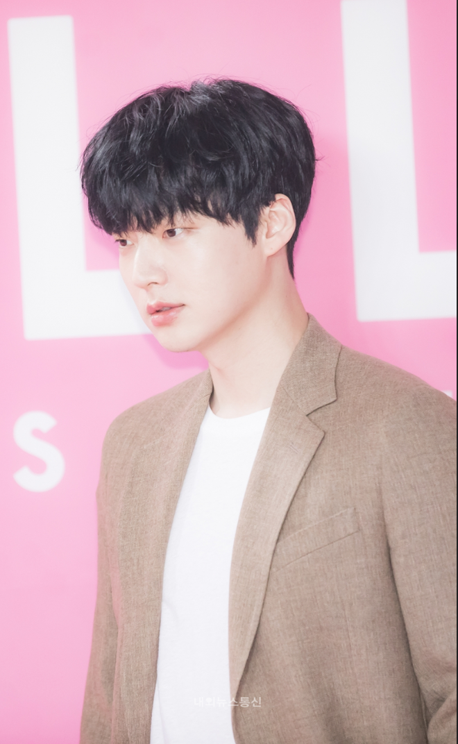 Ahn Jae Hyun đối mặt với thời kỳ tăm tối nhất: Bị tẩy chay, phải đi vay tiền, đến lúc hối hận vì đánh mất Goo Hye Sun? - Ảnh 8.