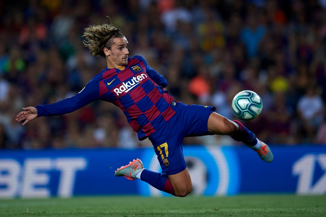 Tân binh đắt giá Griezmann lập cú đúp đẹp như mơ, Barcelona cho kẻ thách thức sấp mặt - Ảnh 4.