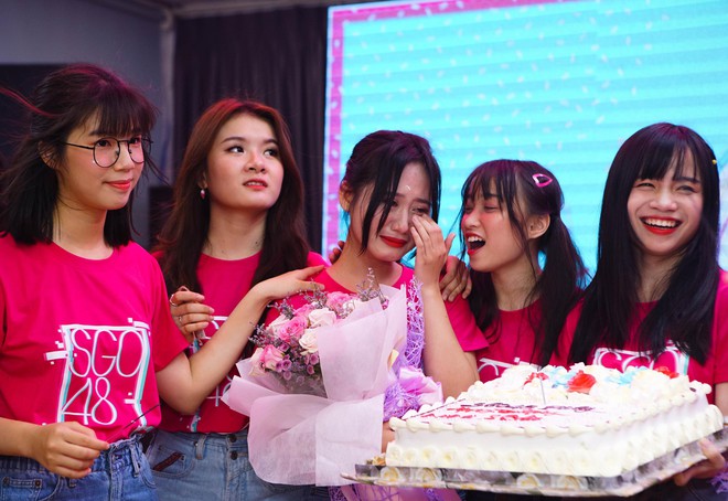 SGO48 mở fanmeeting đầu ti&ecirc;n kể từ khi debut: Kh&aacute;n giả từ H&agrave; Nội v&agrave; tận Th&aacute;i Lan bay đến tận nơi để tham dự! - Ảnh 5.