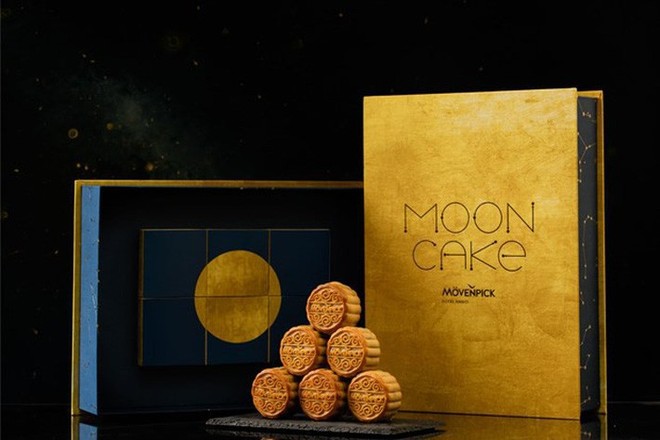 H&agrave; Nội: Dạo một v&ograve;ng xem gi&aacute; cả hộp b&aacute;nh Trung thu của c&aacute;c kh&aacute;ch sạn 5 sao nổi tiếng, c&aacute; biệt c&oacute; hộp l&ecirc;n tới 28 triệu đồng  - Ảnh 22.