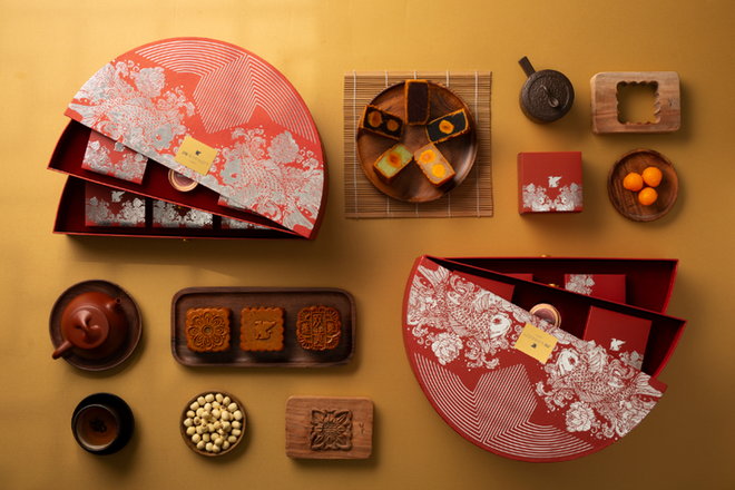 H&agrave; Nội: Dạo một v&ograve;ng xem gi&aacute; cả hộp b&aacute;nh Trung thu của c&aacute;c kh&aacute;ch sạn 5 sao nổi tiếng, c&aacute; biệt c&oacute; hộp l&ecirc;n tới 28 triệu đồng  - Ảnh 23.