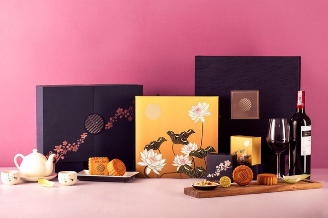 H&agrave; Nội: Dạo một v&ograve;ng xem gi&aacute; cả hộp b&aacute;nh Trung thu của c&aacute;c kh&aacute;ch sạn 5 sao nổi tiếng, c&aacute; biệt c&oacute; hộp l&ecirc;n tới 28 triệu đồng  - Ảnh 8.