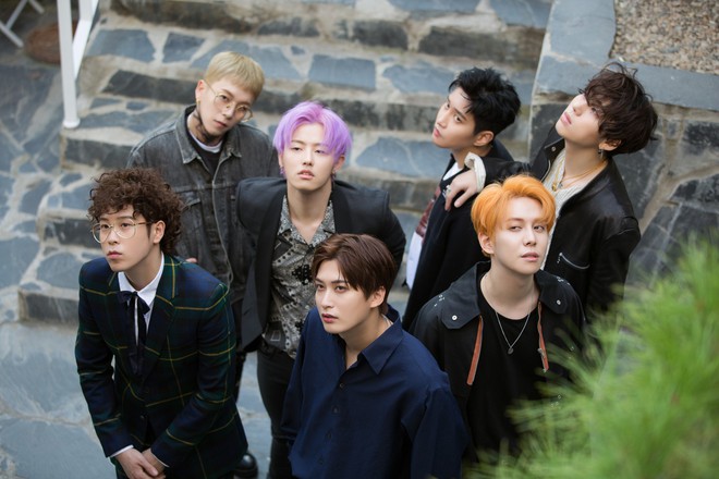 Những nhóm idol sáng tác nhạc “cây nhà lá vườn”: Gà YG và JYP áp đảo, có đúng 2 đại diện nữ góp mặt - Ảnh 29.