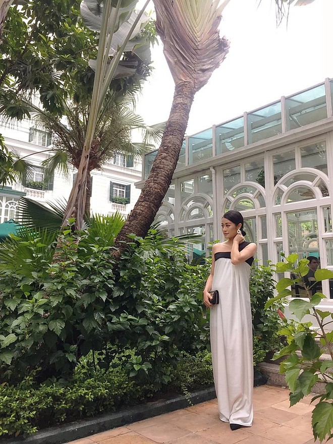 MC Ph&iacute; Linh lộ bụng lớn, x&aacute;c nhận đang ở th&aacute;ng thứ 6 của thai k&igrave; sau gần 3 th&aacute;ng l&ecirc;n xe hoa! - Ảnh 2.