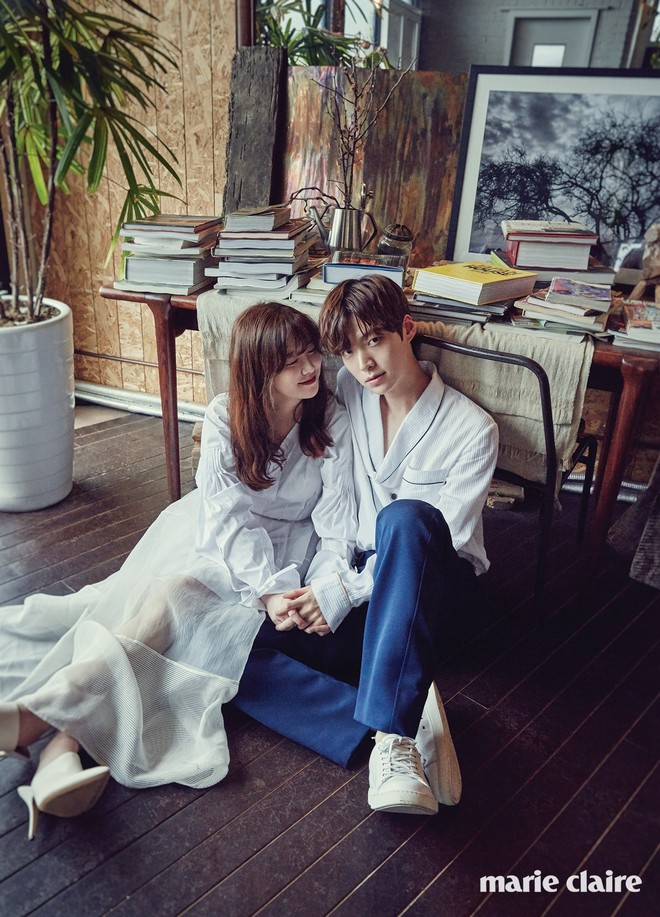 7 màn cầu hôn hot nhất showbiz Hàn: Người hỏi cưới bằng sàn nhà kín tiền, Ahn Jae Hyun có cách nào mà hot thế? - Ảnh 4.