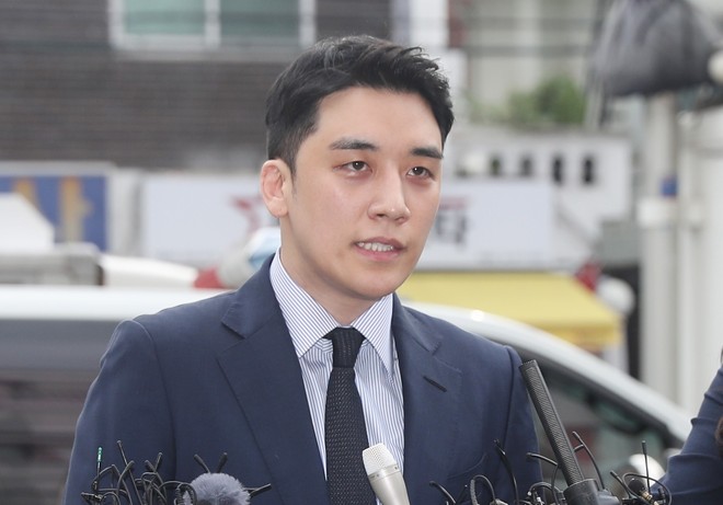 Được thả sau 12 giờ thẩm vấn, Seungri thừa nhận cáo buộc thứ 9 và khẳng định điều gì với cảnh sát? - Ảnh 1.