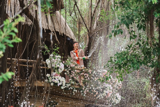 Không éo le bi kịch, không làm lố mua vui, Sáng mắt chưa của Trúc Nhân đưa cầu vồng lục sắc lên thẳng top trending đầy hạnh phúc và sang chảnh - Ảnh 8.