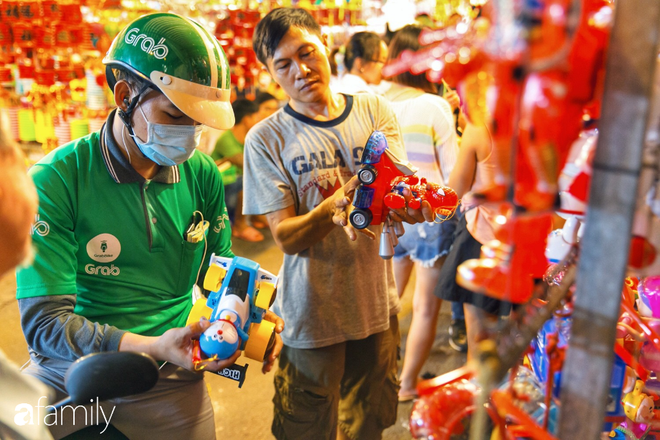 Lễ 2/9 này đến phố đèn lồng Lương Nhữ Học tìm không khí Trung thu, nhưng cũng cần lưu ý những điều cực quan trọng sau - Ảnh 14.