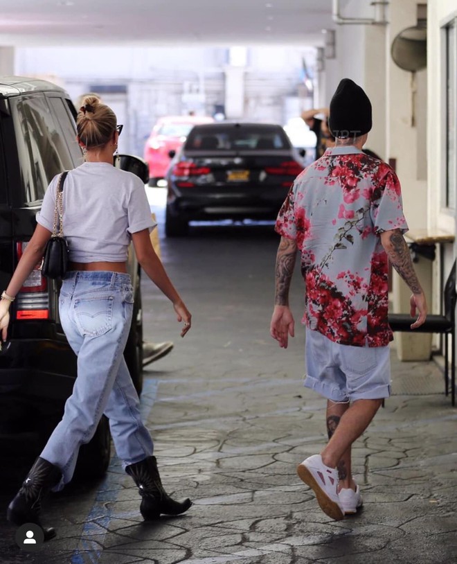 Justin Bieber v&agrave; Hailey chứng minh tướng phu th&ecirc; kh&ocirc;ng chỉ x&eacute;t ngoại h&igrave;nh chỉ bằng 1 chi tiết tr&ugrave;ng hợp đặc biệt - Ảnh 3.