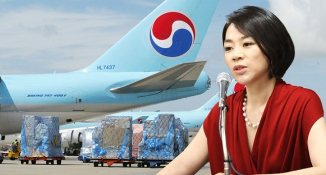 Scandal hạt mắc ca của ái nữ Korean Air: Bắt tiếp viên trưởng phải quỳ tạ lỗi chỉ vì sai sót nhỏ, lợi dụng quyền lực chèn ép nạn nhân đủ đường - Ảnh 1.