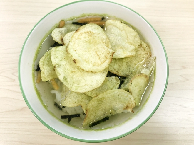 Tip ăn uống hiếm ai dám thử của người Nhật: khoai tây ngâm trà xanh - Ảnh 3.