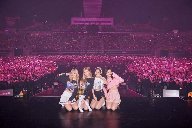 BLACKPINK thử sức tại thị trường &Acirc;u Mỹ: Từ nỗi lo ế v&eacute; đến chuỗi concert triệu đ&ocirc; - Ảnh 10.