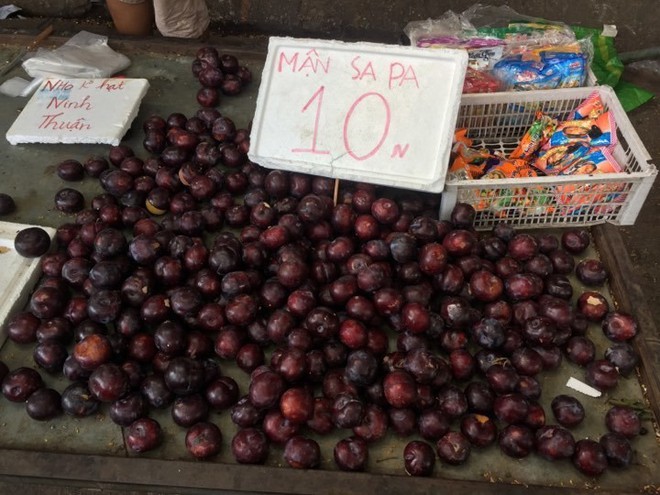 Phát hãi bánh trung thu, đồ nhậu Trung Quốc... siêu rẻ - Ảnh 5.