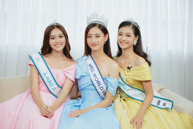 Cận cảnh nhan sắc Top 3 Hoa hậu Thế giới Việt Nam 2019: Lương Thùy Linh quá giống Đỗ Mỹ Linh, 2 nàng Á hậu đáng gờm - Ảnh 1.