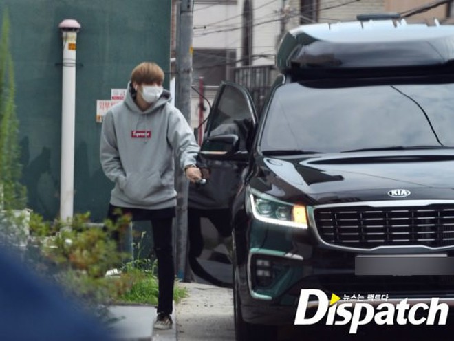 Mới debut đã lận đận dính tin đồn hẹn hò, liệu Kang Daniel có phải bị công ty cũ "chơi bẩn"? - Ảnh 2. Mới debut đã lận đận dính tin đồn hẹn hò, liệu Kang Daniel có phải bị công ty cũ "chơi bẩn"? - Ảnh 2.