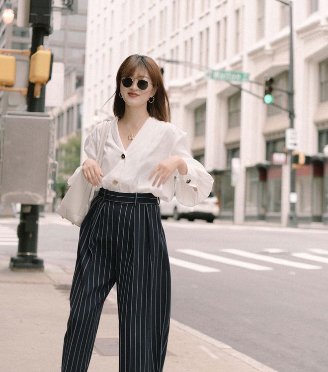 Tự &aacute;i nhất l&agrave; khi bị ch&ecirc; ăn mặc thiếu-chuy&ecirc;n-nghiệp nơi c&ocirc;ng sở, nhưng bạn &aacute;p dụng 4 tips sau th&igrave; chỉ thanh lịch trở l&ecirc;n  - Ảnh 2.