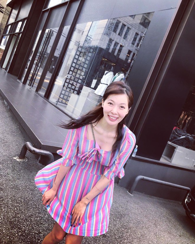 Hết m&ocirc;i tều như x&uacute;c x&iacute;ch, Hyuna lại g&acirc;y cho&aacute;ng v&igrave; mặt mộc qu&aacute; dừ khi thiếu lớp make up thần th&aacute;nh - Ảnh 3.