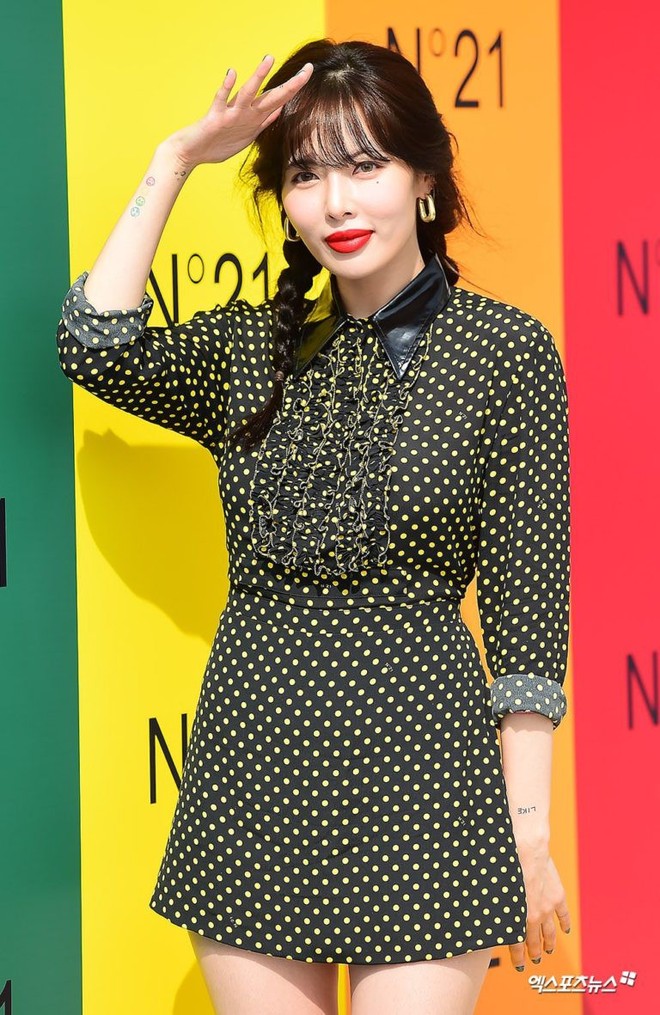 Hết m&ocirc;i tều như x&uacute;c x&iacute;ch, Hyuna lại g&acirc;y cho&aacute;ng v&igrave; mặt mộc qu&aacute; dừ khi thiếu lớp make up thần th&aacute;nh - Ảnh 5.