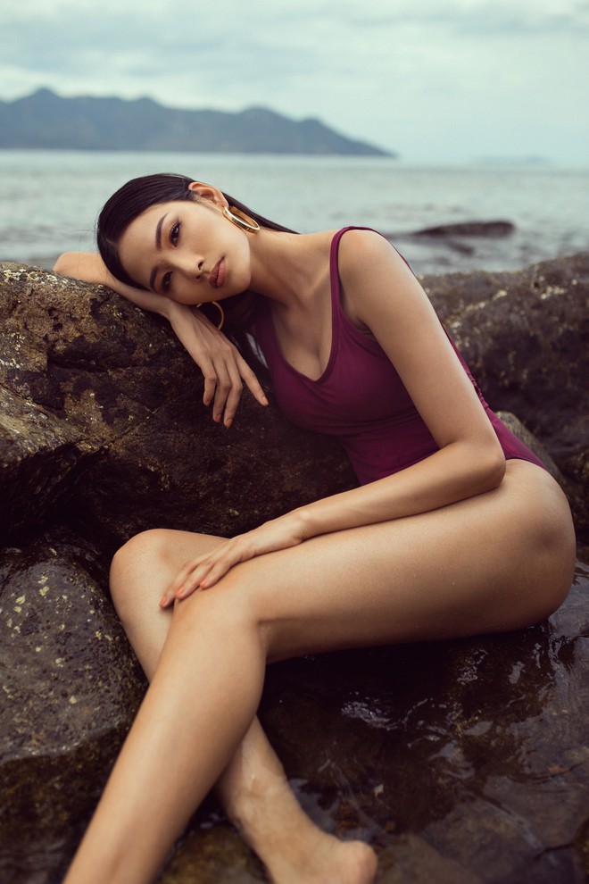 Mãn nhãn với body săn chắc, nóng bỏng của Hoàng Thùy khi diện áo tắm trước thềm Miss Universe 2019 - Ảnh 5.