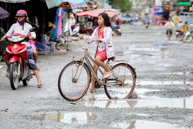 Nhìn từ trên cao con đường lầy lội nhất Sài Gòn: Gần 100 ao nước lớn nối tiếp nhau hơn 2km - Ảnh 11.