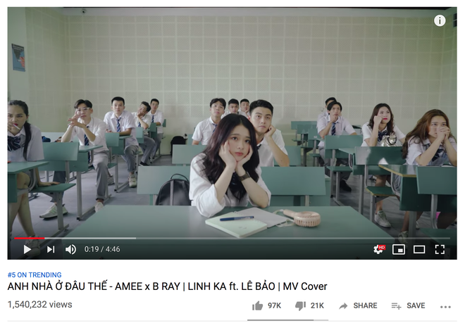Bất thình lình xuất hiện trong top trending, Linh Ka làm MV cover come back cực mạnh vượt qua Chi Pu - Ảnh 1. Bất thình lình xuất hiện trong top trending, Linh Ka làm MV cover come back cực mạnh vượt qua Chi Pu - Ảnh 1.