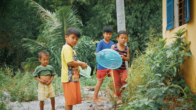 Khoai Lang Thang: Điều Khoai mong muốn sau hành trình này là con trẻ được vui chơi và bồi đắp tâm hồn trên chính mảnh đất quê hương - Ảnh 5.