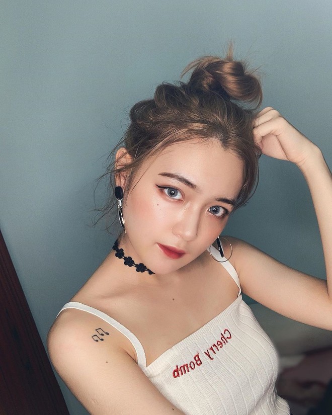 Sắp hết lễ m&agrave; vẫn chưa c&oacute; kiểu ảnh sống ảo n&agrave;o, bạn phải xem 11 gợi &yacute; makeup v&agrave; l&agrave;m t&oacute;c xinh xuất sắc n&agrave;y để triển ngay cho kịp - Ảnh 3.