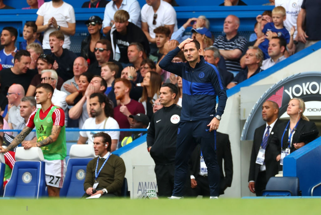 Dẫn trước tới 2-0, Chelsea của Frank Lampard vẫn bị đội mới lên hạng cầm hòa đầy thất vọng - Ảnh 12.