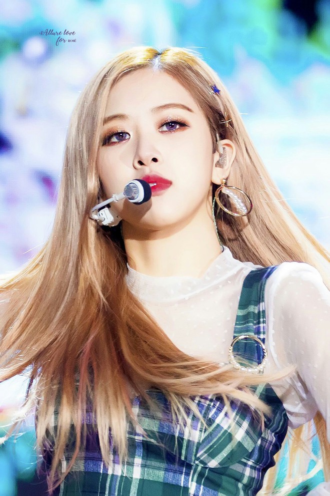 Fan Trung ủng hộ hơn 105 tỷ đồng cho sinh nhật của Lisa BlackPink