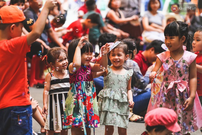 Người dân ùn ùn đổ về Thảo Cầm Viên Sài Gòn dựng lều, mắc võng nằm nghỉ lễ 2/9 - Ảnh 10.