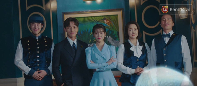 Hotel Del Luna tập 15: CEO IU bị nhân viên “dí” rượucầm tù thêm nghìn năm, dự đoán kết cục sẽ rất bi thảm? - Ảnh 5.