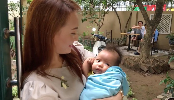 5 sao nhí ấn tượng của phim Việt: Thích hát hay có bé Cu (Anh Thầy Ngôi Sao), mê đáng yêu có Củ Gừng (Về Nhà Đi Con)! - Ảnh 11.