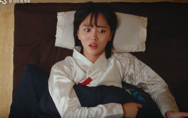 KBS tung teaser Tiểu Sử Chàng Nok Du minh oan cho Kim So Hyun: Hoá ra tạo hình trên hiện đại dưới truyền thống là có lí do cả? - Ảnh 6.