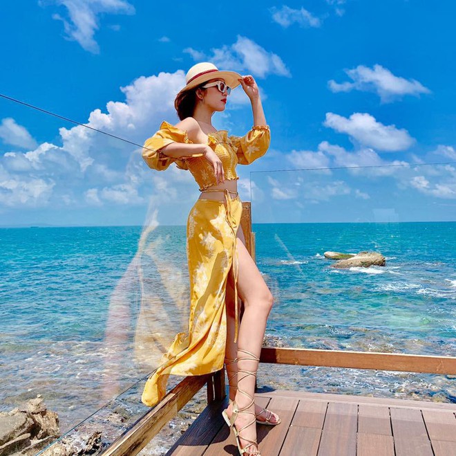 Th&uacute;y Ng&acirc;n Gạo nếp gạo tẻ tiếp tục đốt mắt fan trong loạt ảnh diện bikini khoe kh&eacute;o đường cong si&ecirc;u quyến rũ - Ảnh 7.