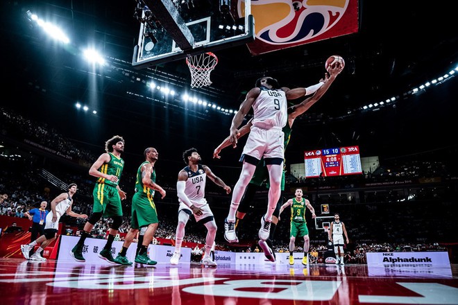 Kết quả ngày thi đấu 9/9 FIBA World Cup 2019: Cầu thủ xuất sắc nhất NBA 2019 về nước sớm, đội tuyển Mỹ thể hiện sức mạnh khủng khiếp - Ảnh 9.