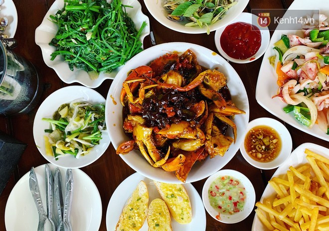Đến Quảng Ninh đừng chỉ chăm chăm đi tắm biển, có hẳn 1 list đồ ăn thừa sức làm thành food tour đây này - Ảnh 1.